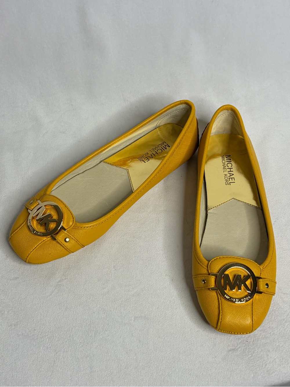 Women's Size 7 1/2 Shoes MICHAEL KORS Fulton Saffiano Leather Moccasins - Picture 4 of 12